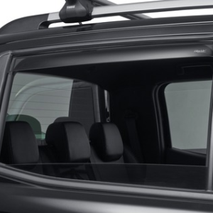 ClimAir®* Deflektor stranskega stekla za okna zadnjih vrat, črn